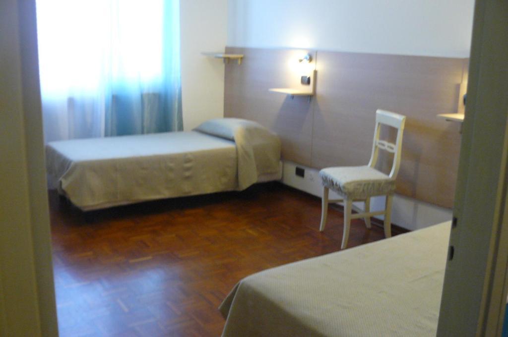 Hotel Vittoriano Turin Room photo